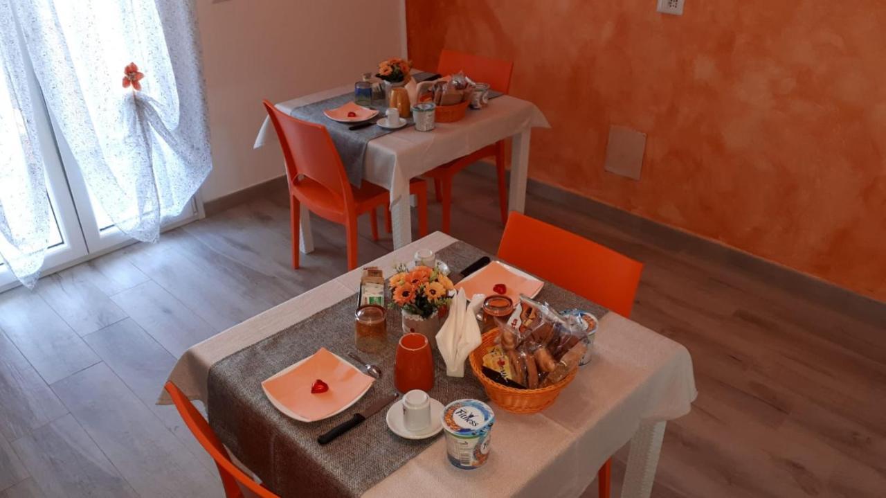 R&B Mediterraneo Bosa Exterior foto